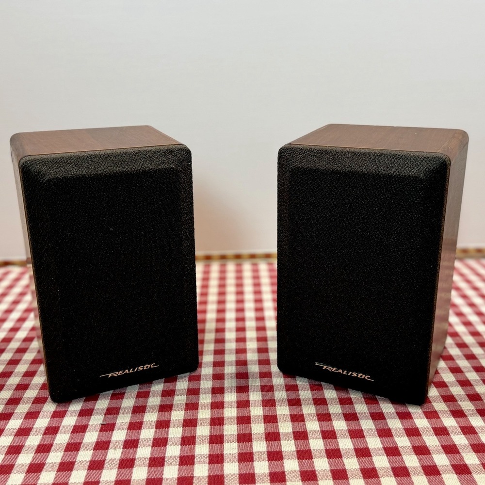 Realistic Minimus 7W Speaker Cat No 40-2039B Walnut Wood 8 Ohms 40W Max Tested